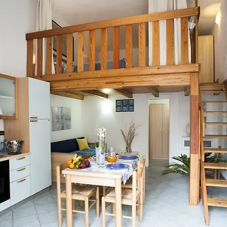 Monolocale L' Approdo 아파트